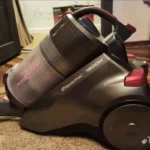 Пылесос Redmond RV-308