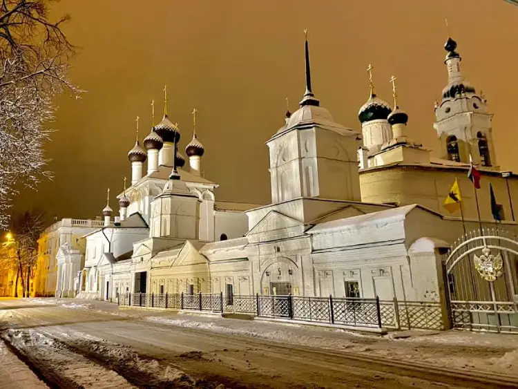 Прогулка экскурсия по Ярославлю, ТАтат объявления