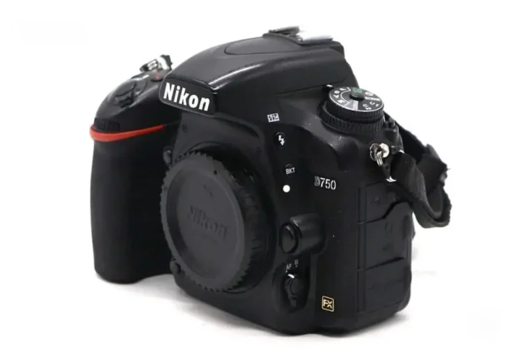 Фотоаппарат Nikon D750 body пробег 26.5К - ТАтат объявление
