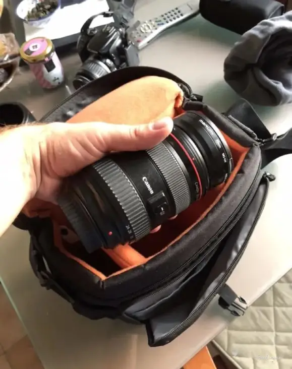 Сумка под фотоаппарат Lowepro, ТАтат объявления