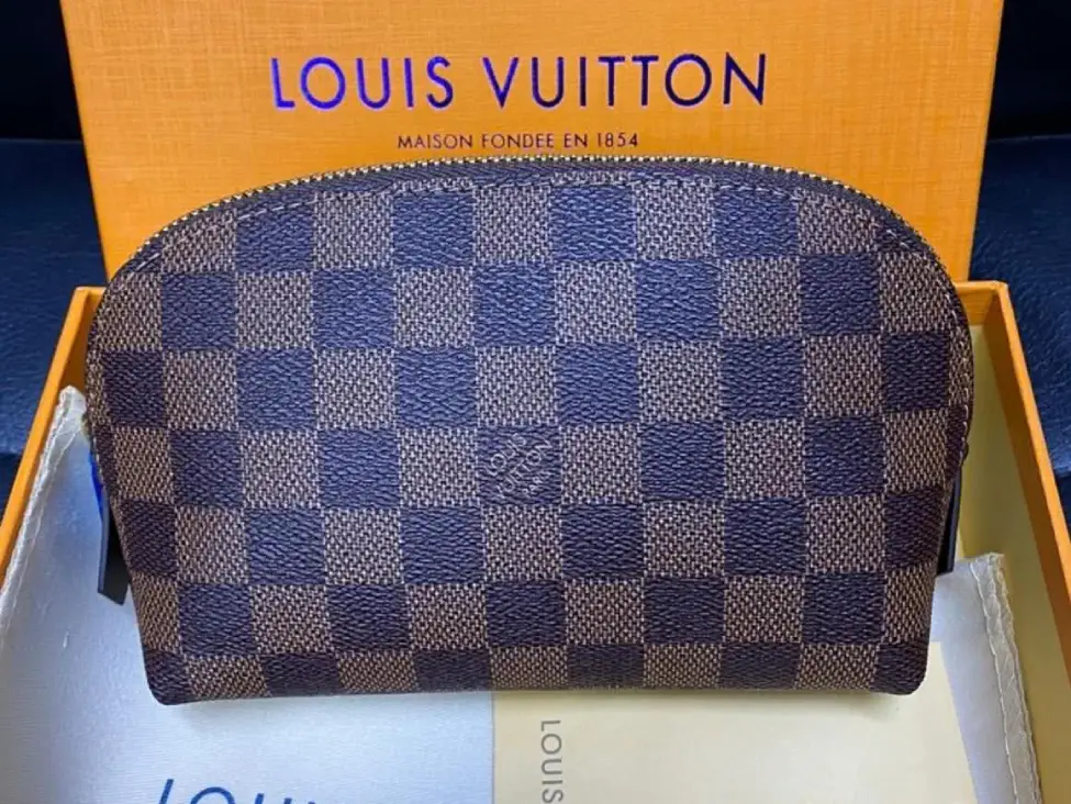 Косметичка Louis Vuitton, ТАтат объявления
