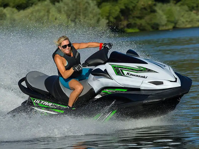 Татат: Гидроцикл Kawasaki Ultra 310X