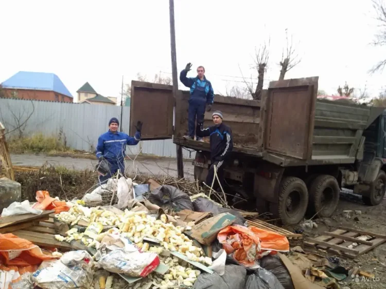 Татат: Вывоз мусора с дачи уборка участков