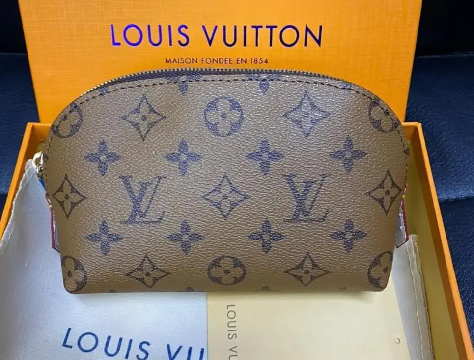 Косметичка Louis Vuitton, ТАтат объявления