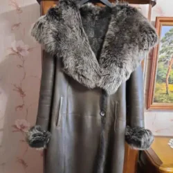 Продам женскую дублёнку