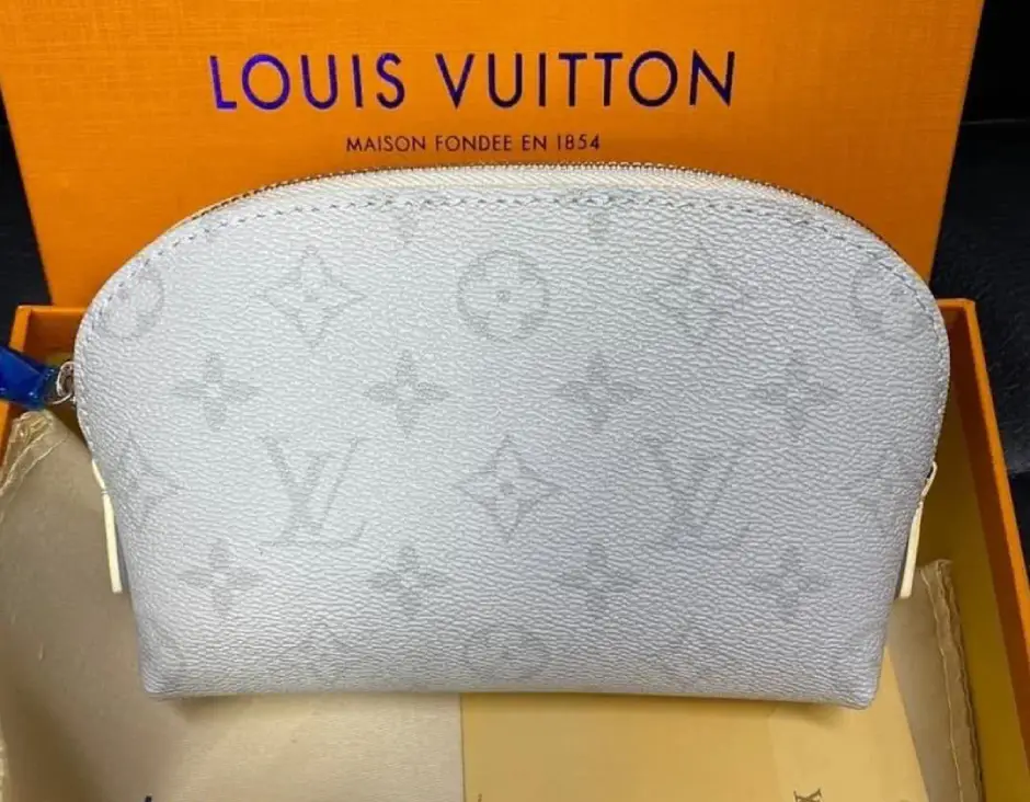 Косметичка Louis Vuitton, ТАтат объявления