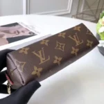 Косметичка Louis Vuitton - ТАтат объявление