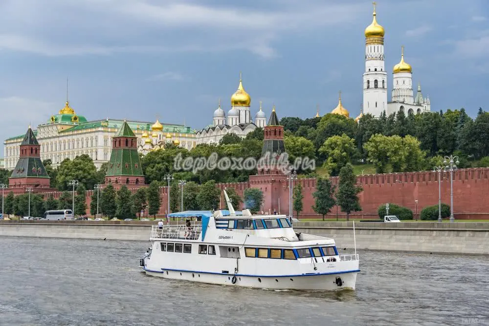 Аренда теплохода Дельфин, ТАтат объявления