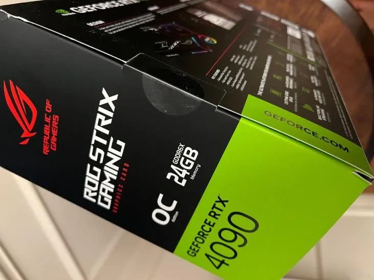 Asus Rog Strix GeForce RTX 4090 OC 24 ГБ, ТАтат объявления
