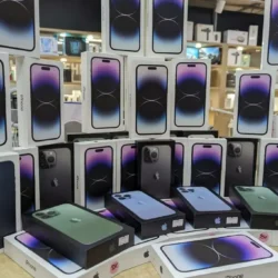 Графическая карта RTX 4090 и телефон iPhone 14 Pro Max
