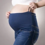 Модные джинсы для беременных на любой вкус