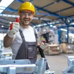 Подсобный рабочий на завод