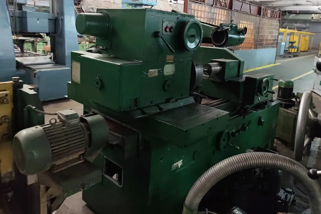 Шлифовальный станок 3К228А: диаметр до 400 мм, объявление на Татат