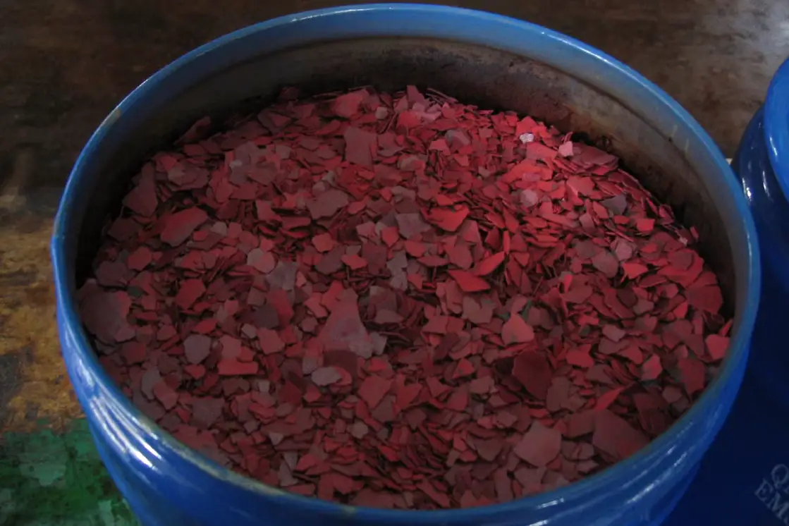 Куплю неликвидное химическое сырьё в России