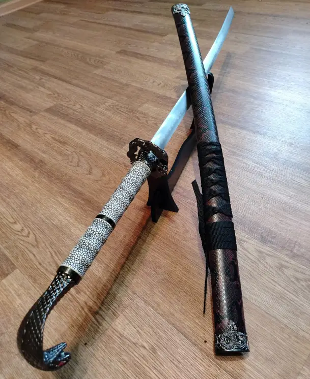 Стальная катана кобра с металлической рукоятью, объявление на Татат
