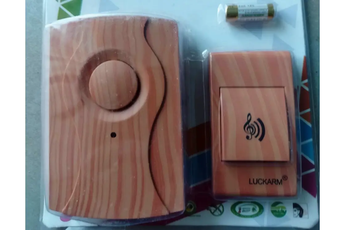 Удобный беспроводной звонок на батарейках