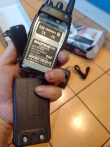 Рация Baofeng BF-999S с гарнитурой удобная и простая, объявление на Татат