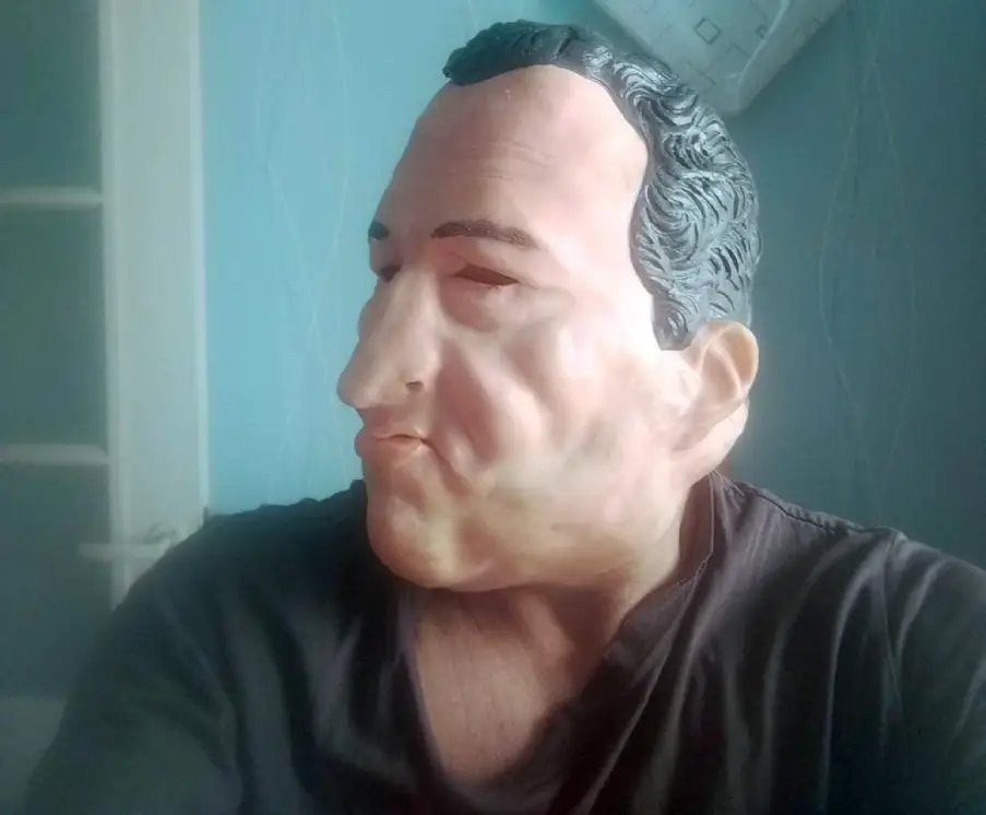 Качественная силиконовая маска легендарного политика, объявление на Татат