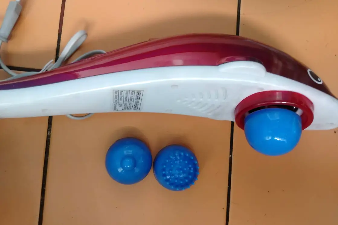 Вибромассажёр Дельфин с тремя сменными насадками, объявление на Татат