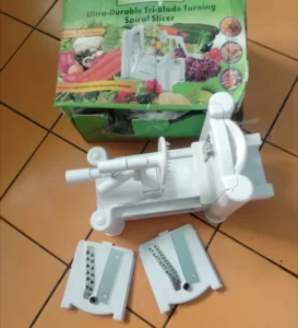 Кухонный инструмент для создания овощных спиралей, объявление на Татат