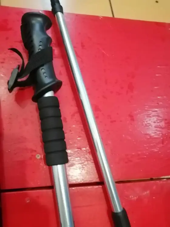 Надёжные палки для скандинавской ходьбы с наконечниками, объявление на Татат