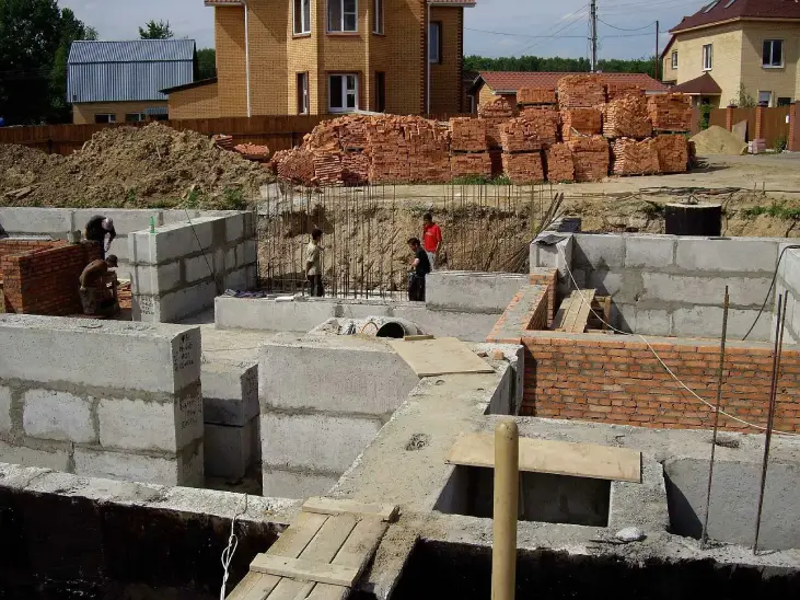 Строительство домов и коттеджей под ключ