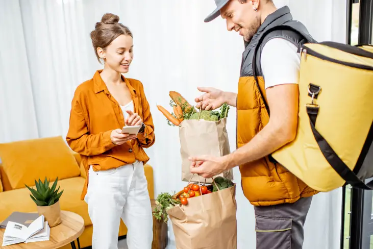 Доставка еды и продуктов: удобство и разнообразие